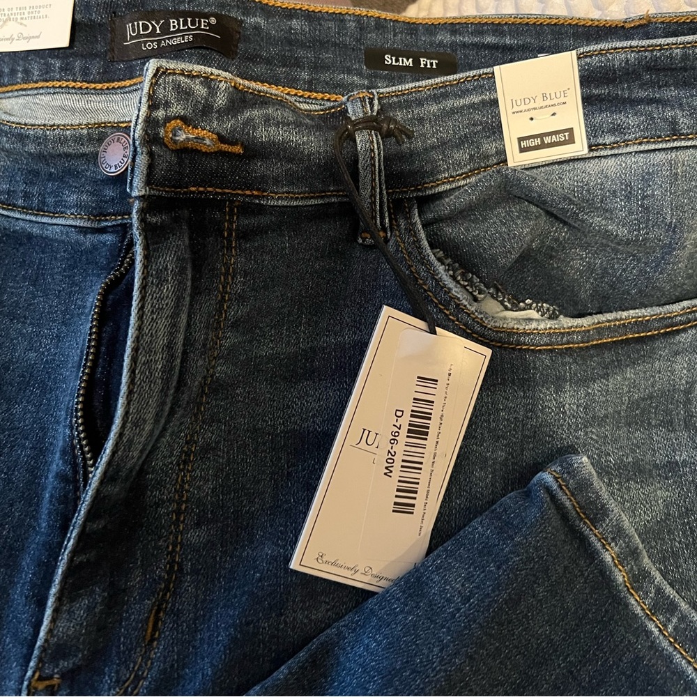 Judy Blue Slim Fit